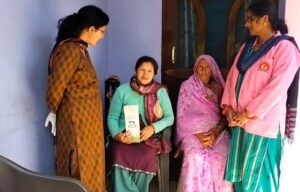 सीएमओ डॉ. देवेश चौहान के नेतृत्व में सुरक्षित मातृत्व पर फोकस, गांव-गांव जागरूकता