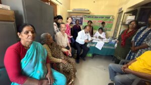 100 डे टीबी कैंपेन: चम्पावत के मनीहार गोठ में लगा स्वास्थ्य शिविर