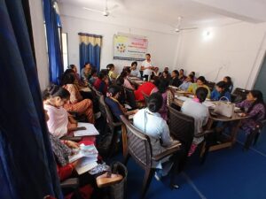 “डॉ. बलवीर सिंह की अगुवाई में स्वास्थ्य सेवाओं की समीक्षा—बैठक में योजनाओं की प्रगति पर मंथन”